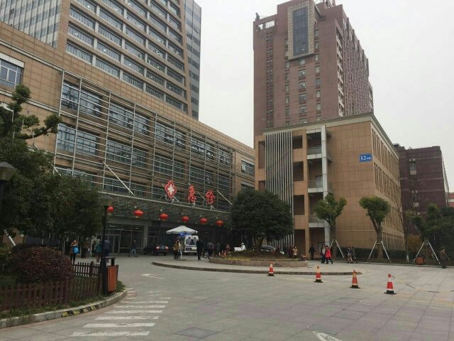 emergency entrance.jpg